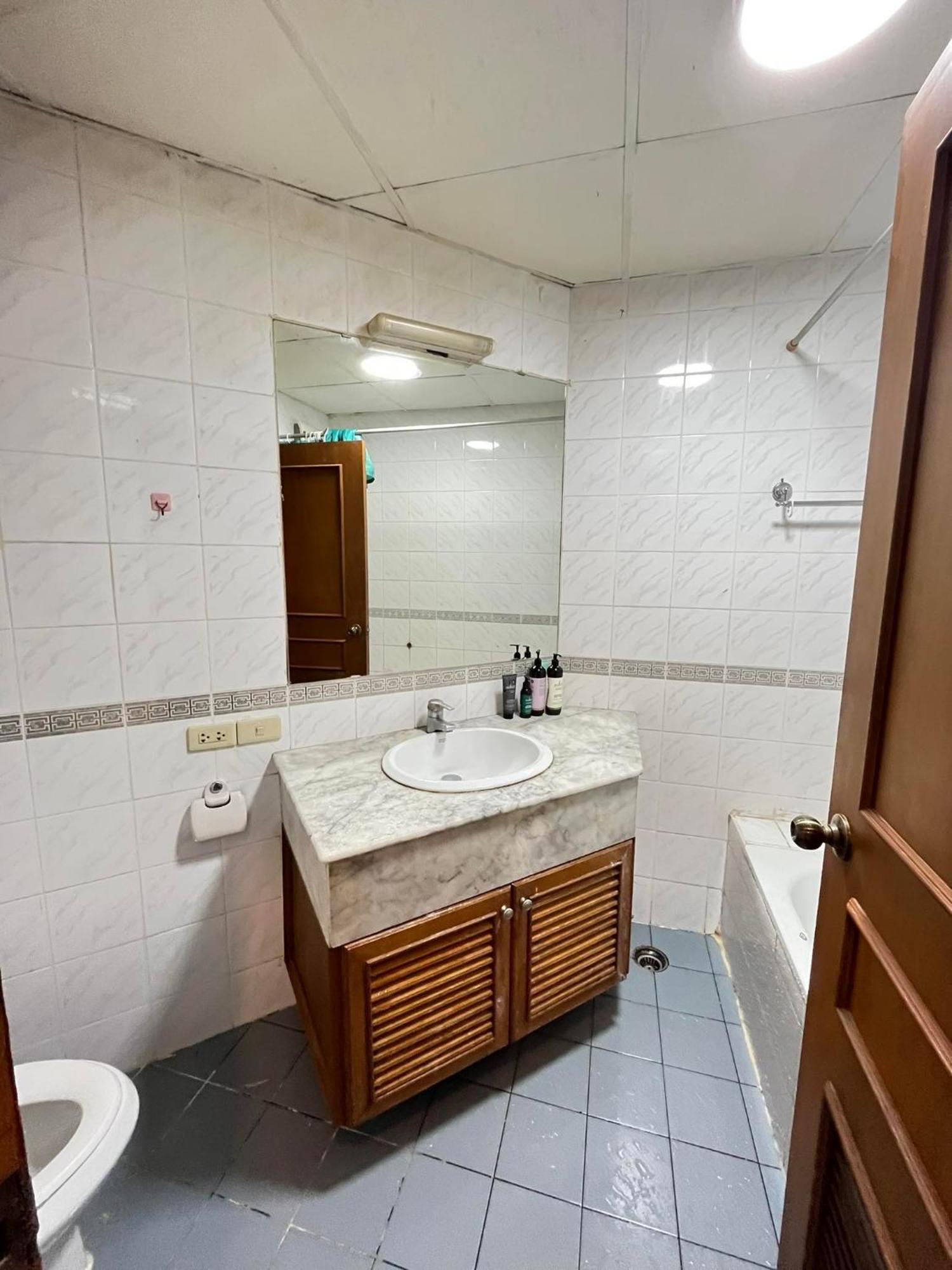 Grand Diamond Condo Suites Μπανγκόκ Εξωτερικό φωτογραφία